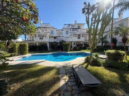 Alquiler de piso en Urbanización Los Naranjos de Marbella s/n - Photo 4