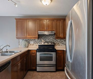 For Lease - 6 Maude Court, Orangeville, Ontario - Photo 2