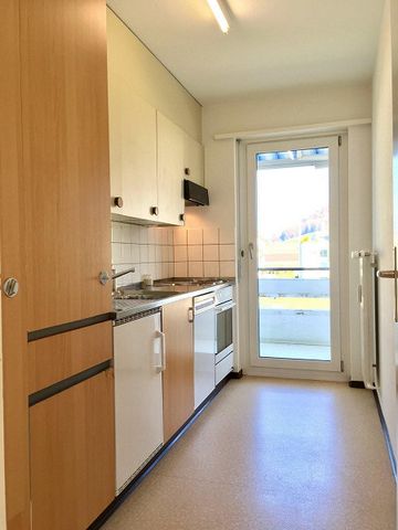 Ruhige 3.5-ZW à 70 m2 im EG mit sonnigem Balkon - Photo 5