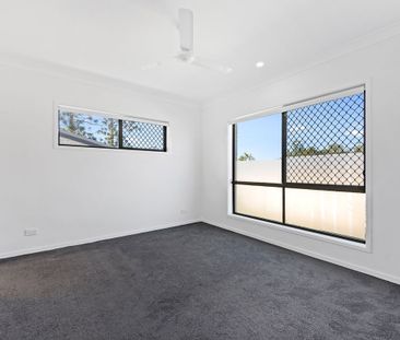 Perfect Upper Coomera Family Home - Photo 3