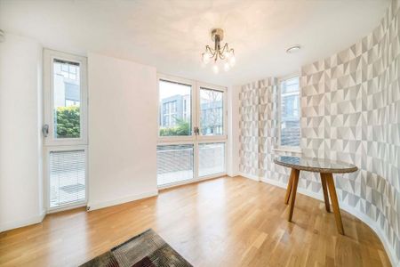 3 bedroom maisonette to rent - Photo 4