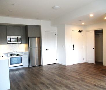 1bed 1bath Condo; 5Crossings – Available July 1st - Photo 4