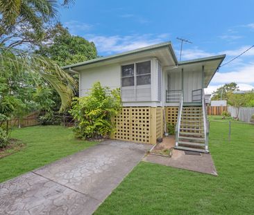 Charming Queenslander Home - Available for Move In Now!! - Photo 6