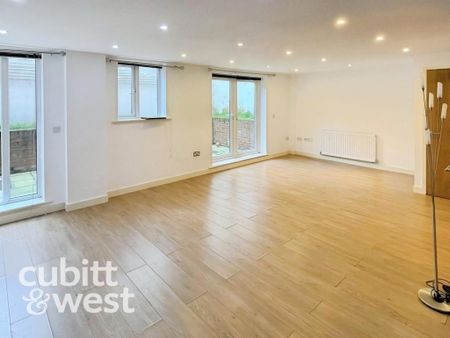 2 bedroom apartment to rent - Photo 4
