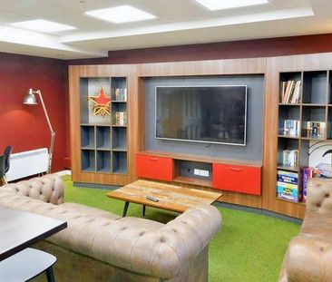 1 bedroom private hall to rent - Photo 2