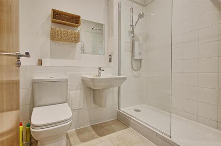 1 bedroom flat to rent - Photo 5