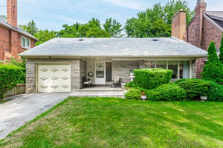 For Lease - 200 Cortleigh Boulevard, Toronto, Ontario - Photo 4