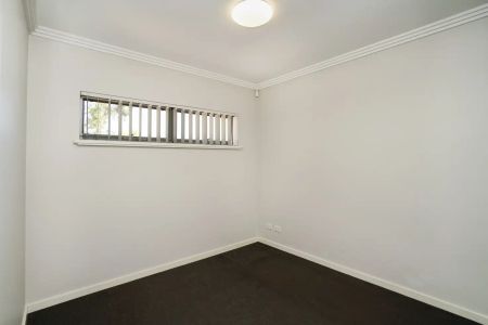 “Modern Two Bedroom Apartment” - Photo 2