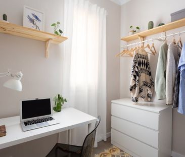 Carrer de Freixures, Barcelona, Catalonia 08003 - Photo 4