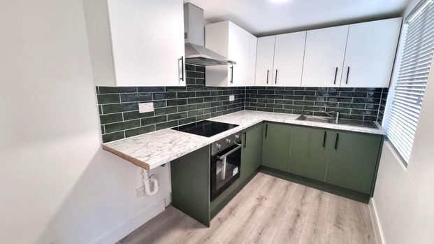 1 bedroom flat to rent - Photo 1