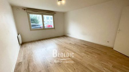 Grand studio avec parking - SAURUPT - Photo 2