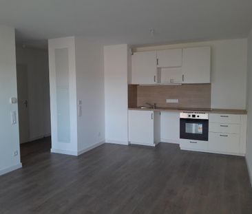 Location Appartement 2 pièces 42m² RUMILLY 74150 - Photo 2