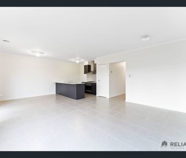 Stylish & Low-Maintenance Living in Prime Strathtulloh Location - Photo 1