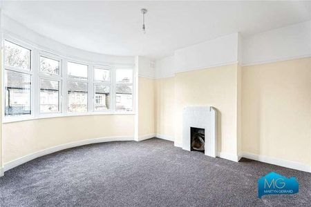 Lincoln Crescent, Enfield, EN1 - Photo 3