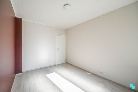 Verzorgde woning in centrum Oostrozebeke - Photo 5