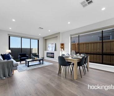 As New Beautiful Family Home! - Photo 2