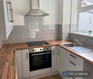 2 bedroom terraced house to rent - Photo 6