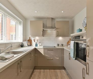 Riverain Lodge, Taunton - Photo 4