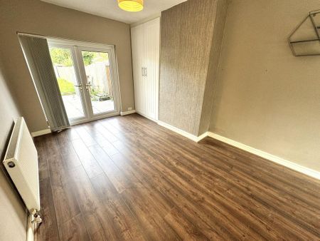 3 bedroom semi-detached house to rent - Photo 3