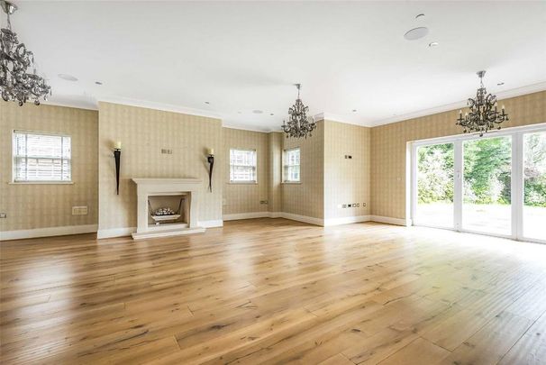 6 bedroom detached house to rent - Photo 1