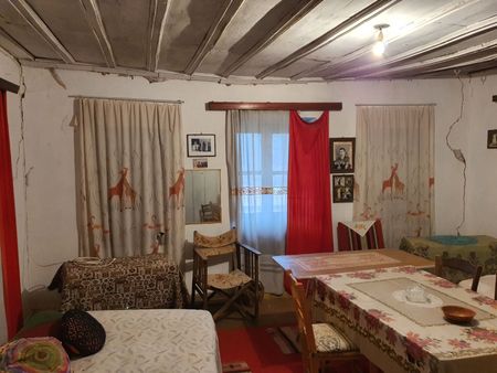 Μονοκατοικία για ενοικίαση Λιβαδάκι (Τρόπαια) - Photo 2