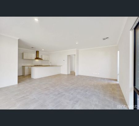 32 Hasties Rd, Yanchep, WA 6035 - Photo 4