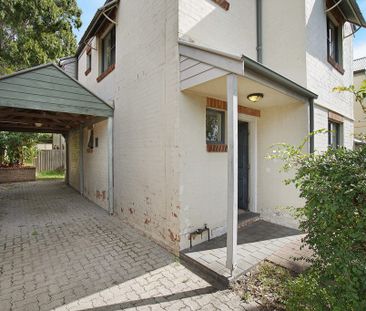Modern and Spacious Townhouse - 1 WEEK FREE RENT - Photo 6