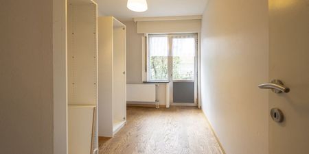 Appartement te huur in Berchem voor € 1.100 met 2 slaapkamers - Foto 2