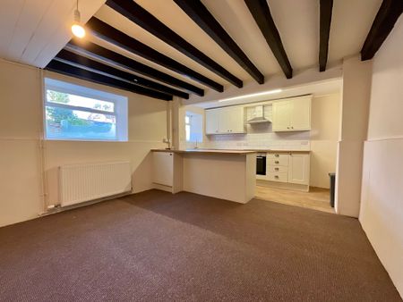 3 bedroom Cottage to let - Photo 4