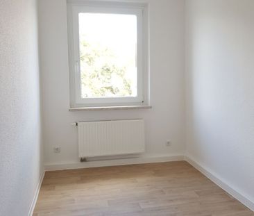 Wir sanieren nach Ihren Wünschen! 3-Raumwohnung mit Balkon in Merse... - Photo 1