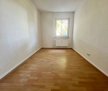 Freundliche 3-Zimmer-EG-Wohnung mit Tageslichtbad! - Foto 1