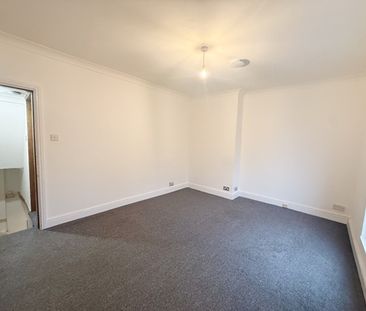 Property For Let - Drayton Road - Photo 3