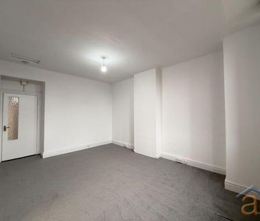 1 bedroom semi-detached bungalow to rent - Photo 2