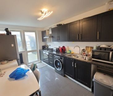 Room in a Shared Flat, Basin Approach, E14 - Photo 5