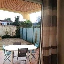 F1 avec jardin de 20m² et parking - Photo 4