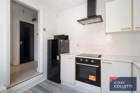 1 bedroom flat to rent - Photo 4