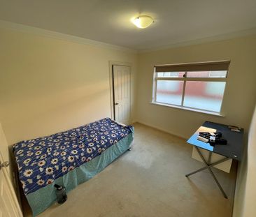 5-bedroom shared house / townhouse, Jellicoe Street - Photo 4