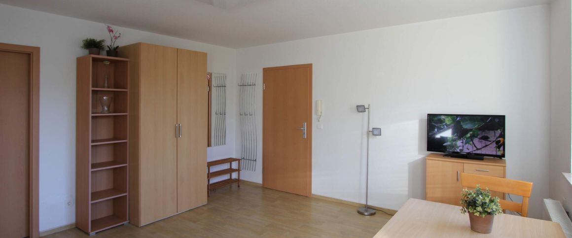 Möbliertes Single-Apartment in der KTV! - Foto 1