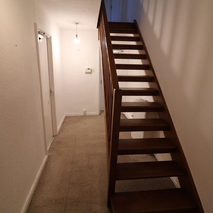 2 bedroom maisonette to rent - Photo 1