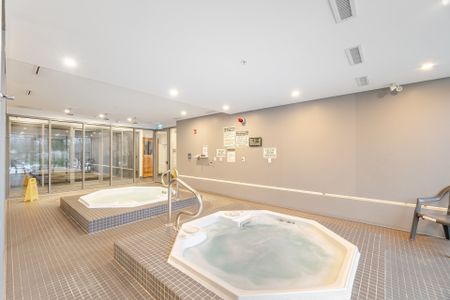 For Lease - 5240 Dundas Street Unit# B401, Burlington, Ontario - Photo 2