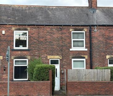 2 bedroom terraced house to rent - Photo 1