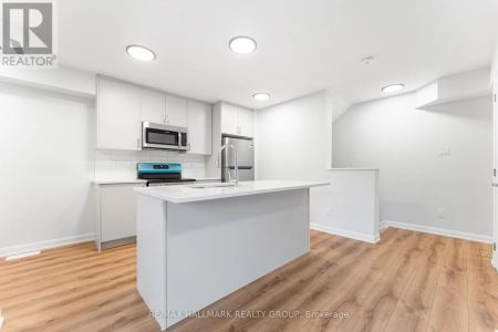 16 - 101 GLENROY GILBERT DRIVE - Photo 4