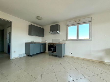 Appartement 2/3 pièces avec terrasse et parkings Bas de Valescure, - Photo 4