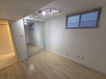 For Lease - 19 Orley Avenue Unit# Lower, Toronto, Ontario - Photo 3