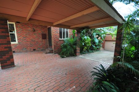 Unique, Spacious and Wonderfully Serene - Photo 3