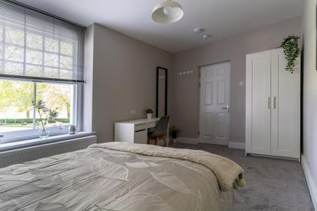 1 bedroom in a house share to rent - Photo 3