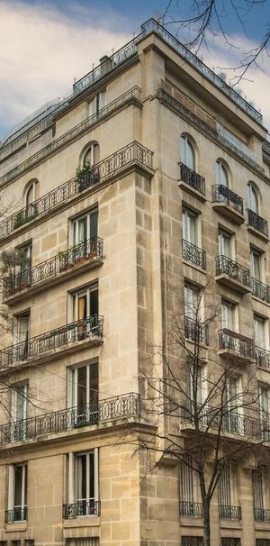 location Appartement T7 DE 309.7m² À PARIS - Photo 1