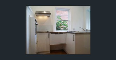 Cosy. Charming. Quaint. - Photo 5