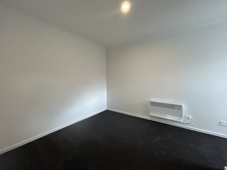 16 Luck Street, Sebastopol VIC, Belconnen - Photo 3