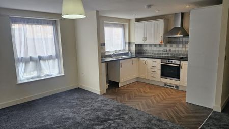 2 bedroom apartment to rent - Photo 4